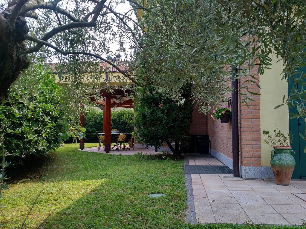 Villa Milena Arese Exterior photo